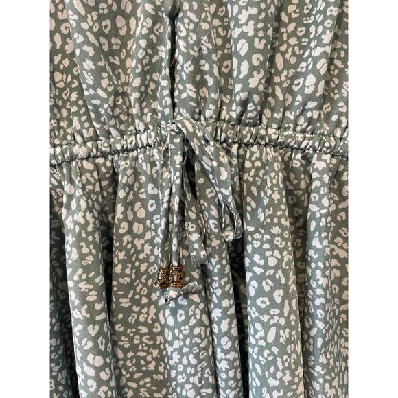 Princess Polly Cierra Romper Mint Green Leopard Print V Buuton Neck Short Size 4 - Picture 6 of 8